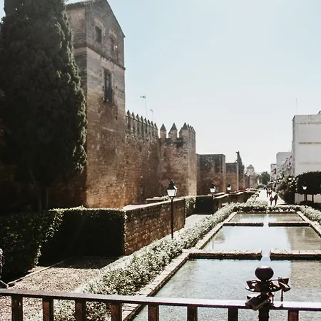 Apartmán Atico Puerta Almodovar Con Ascensor Córdoba